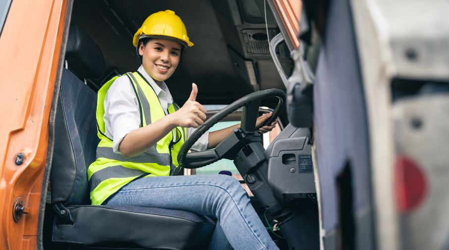 O papel da mulher no setor de transporte rodoviário